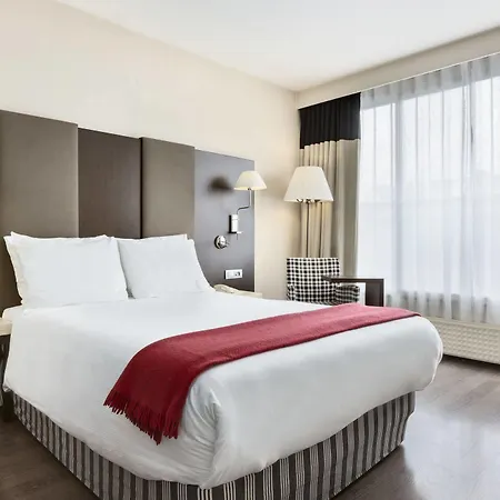 Nh Grand Place Arenberg Hotel 4*