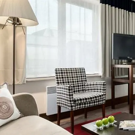 Nh Grand Place Arenberg Hotel 4*